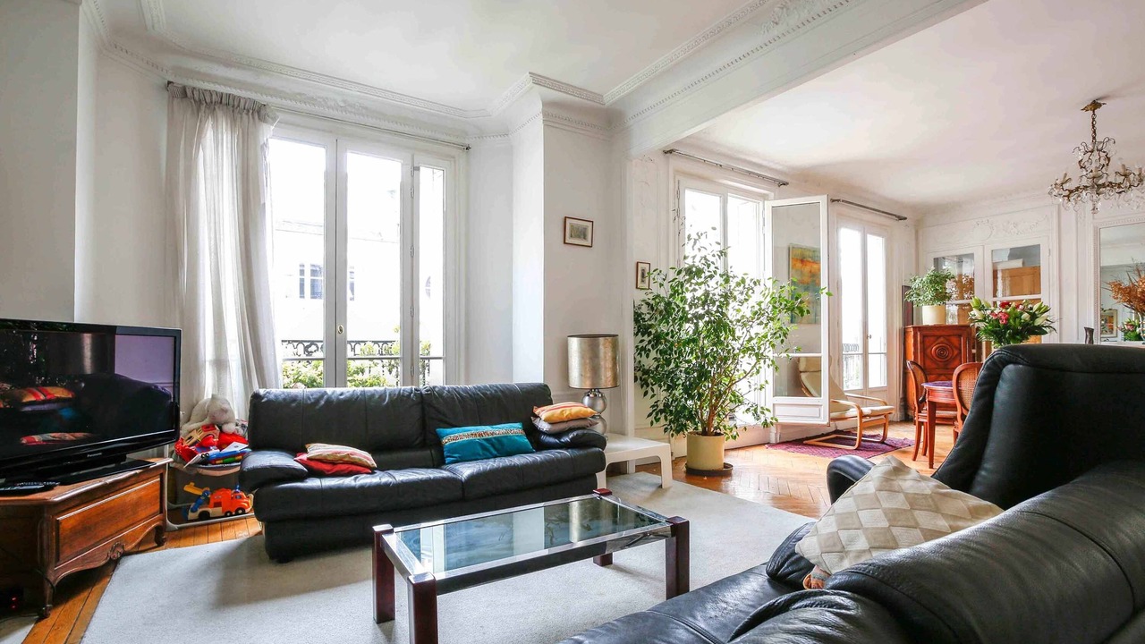 Photo of Livingroom in Quartier de l'Ecole-Militaire