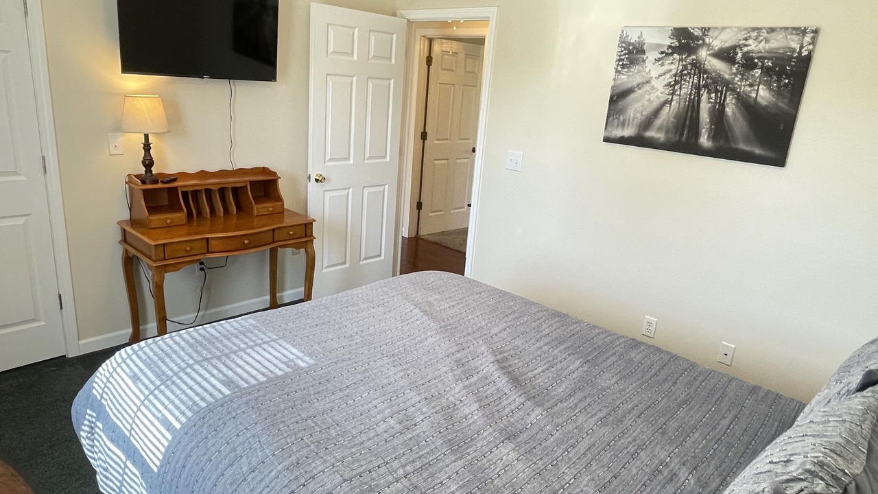 Photo of Bedroom in Dandridge