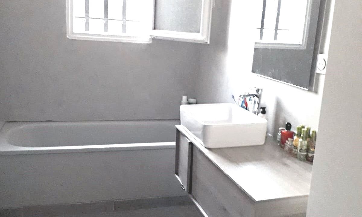 Photo of Bathroom in Aujargues