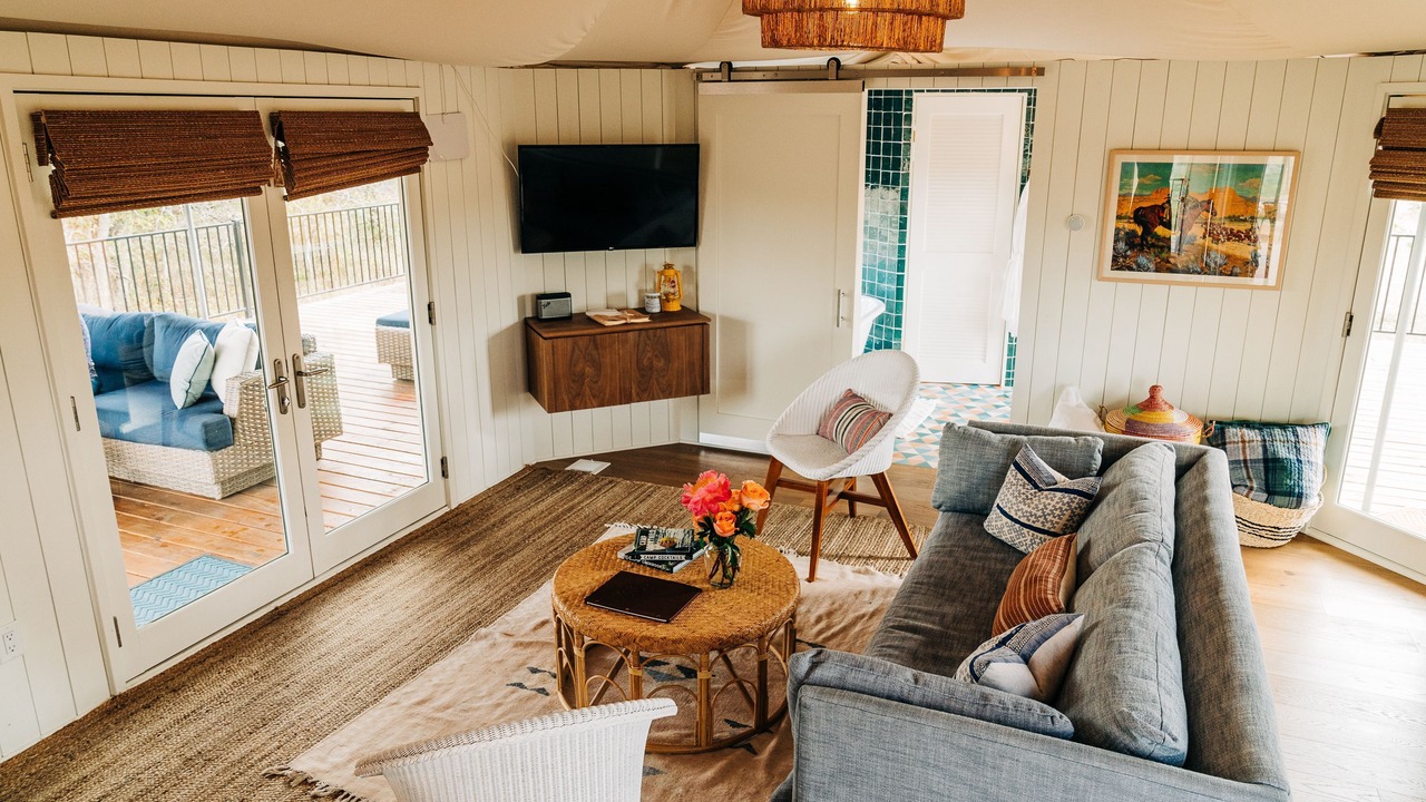Photo of Livingroom in Prairie Lea