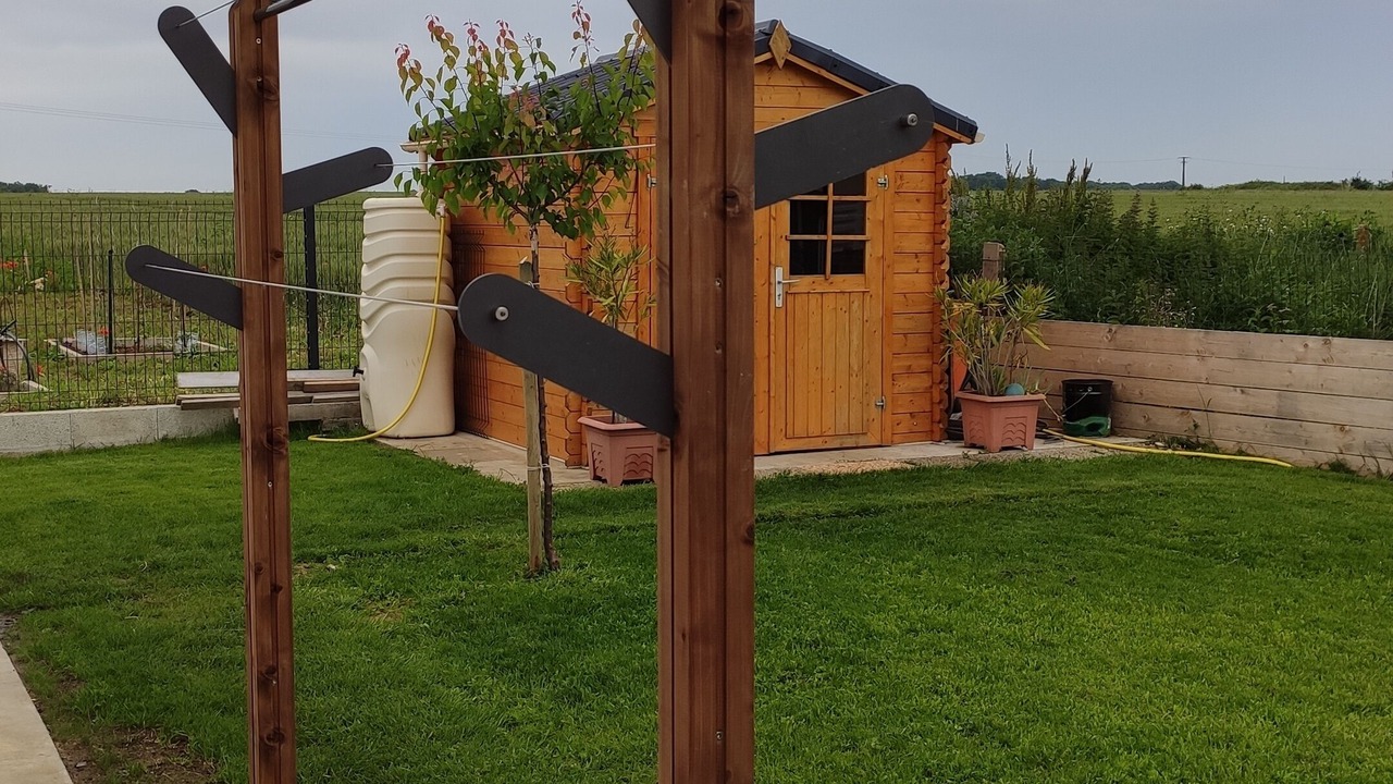 Photo of Outdoor in Pont l'Abbe d'Arnoult