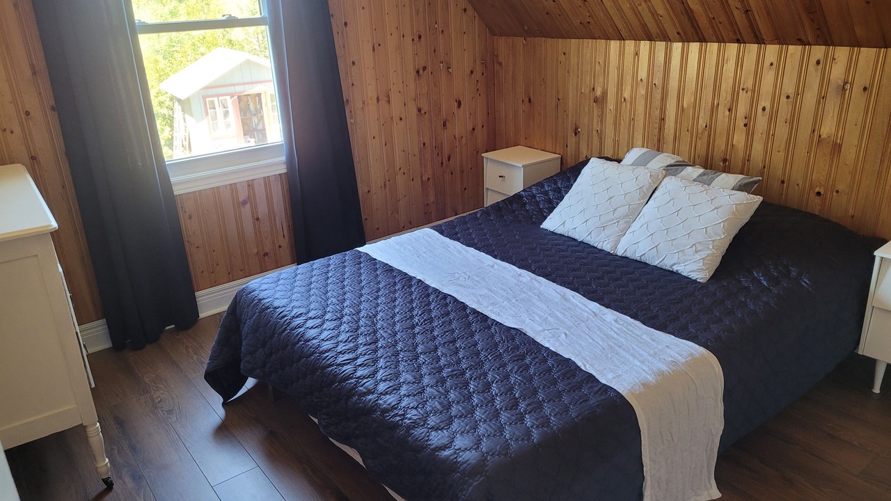 Photo of Bedroom in Northern Bruce Peninsula