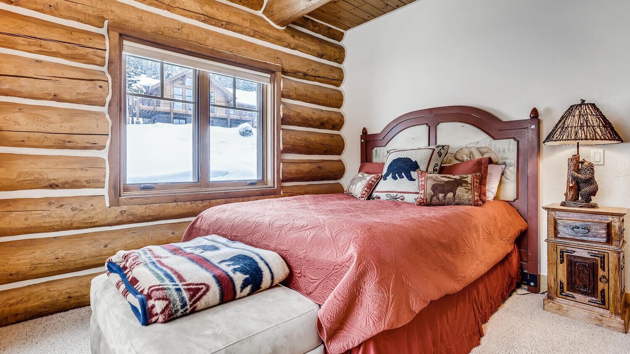 Photo of Bedroom in Quandary Village