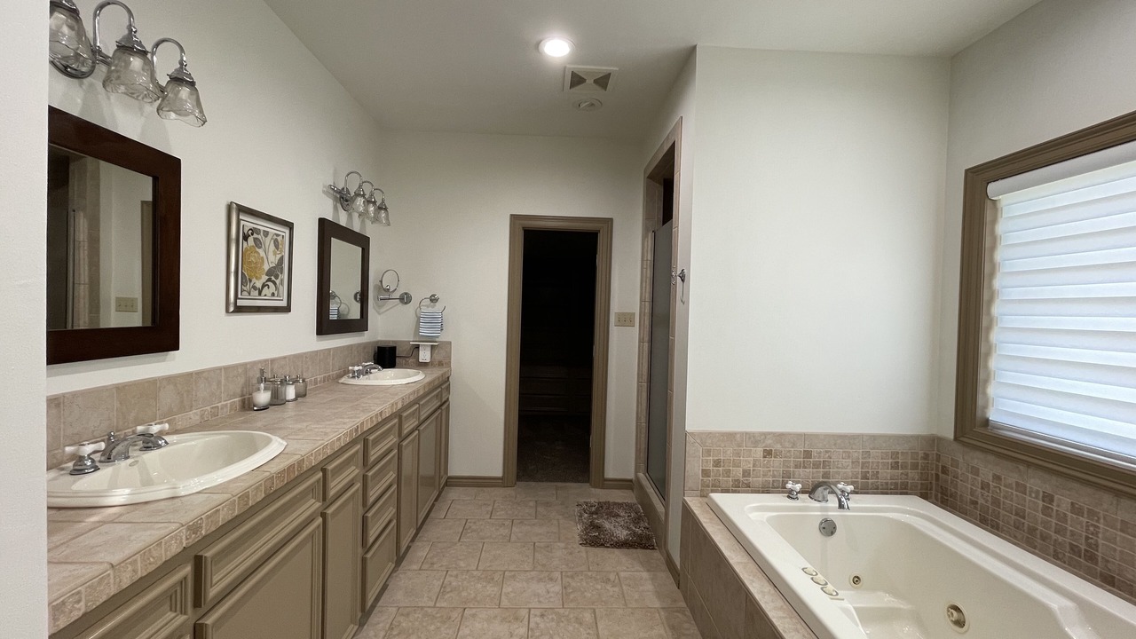 Photo of Bathroom in Little Elm
