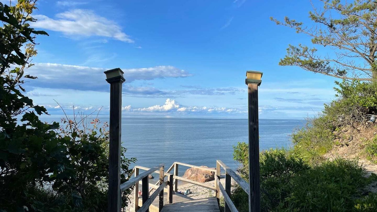 Photo of Others in Baiting Hollow