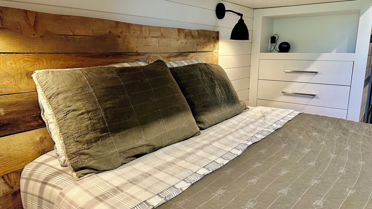 Photo of Bedroom in Waterville