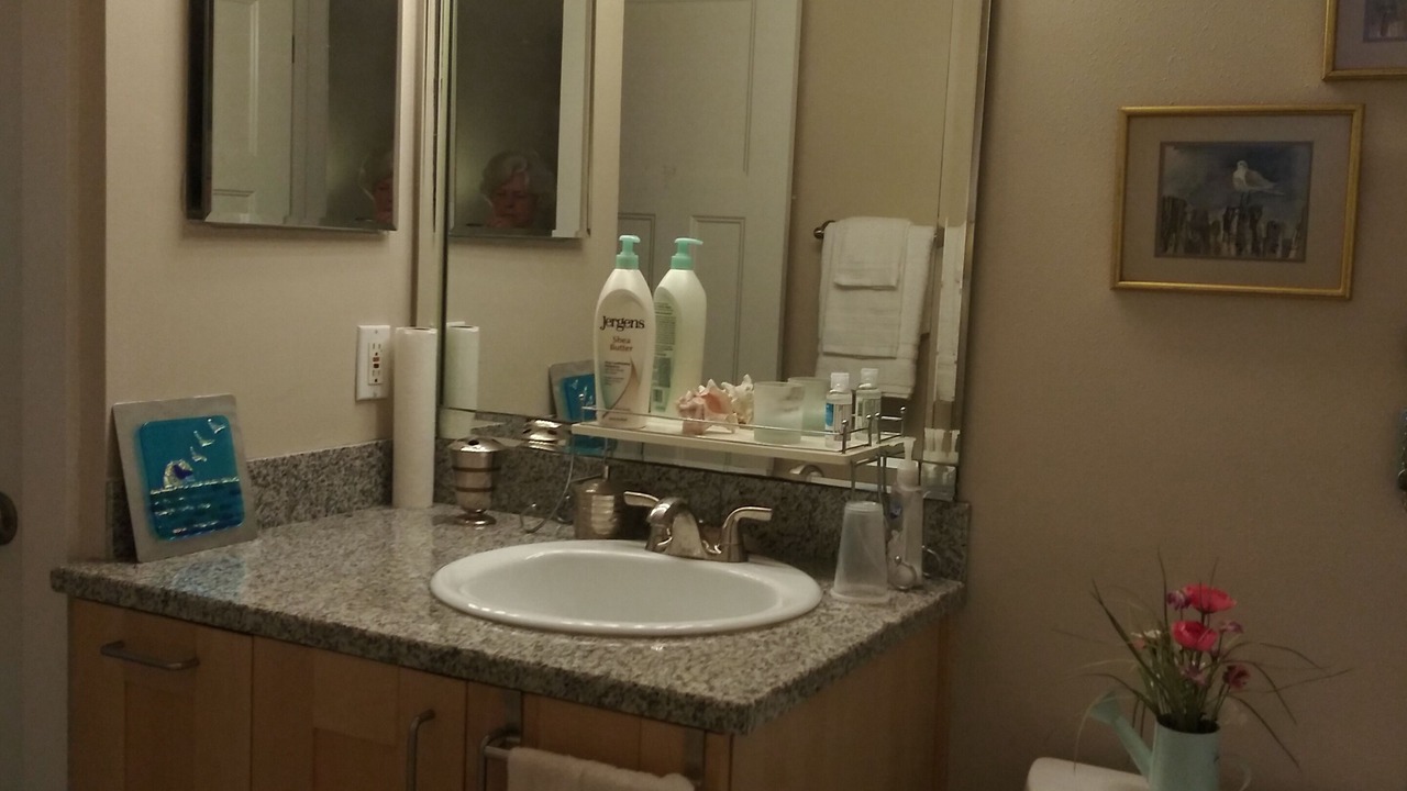 Photo of Bathroom in Taylor Lake Village