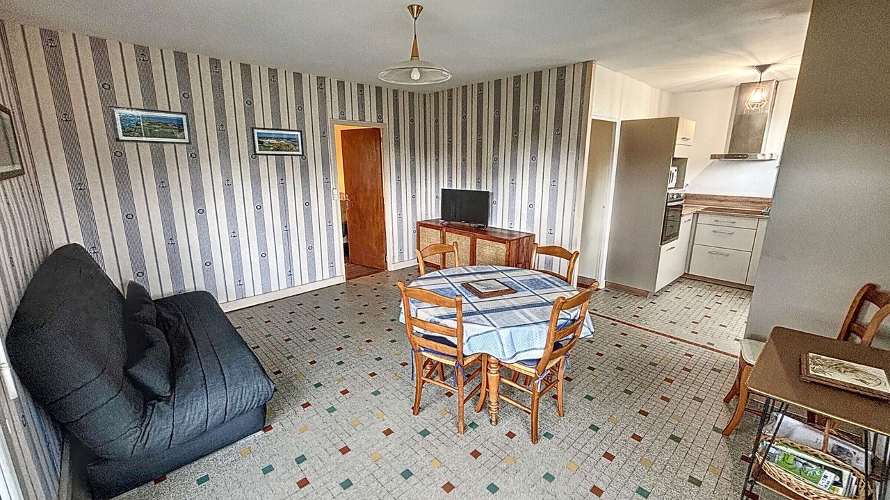 Photo of Livingroom in Saint-Pair-sur-Mer