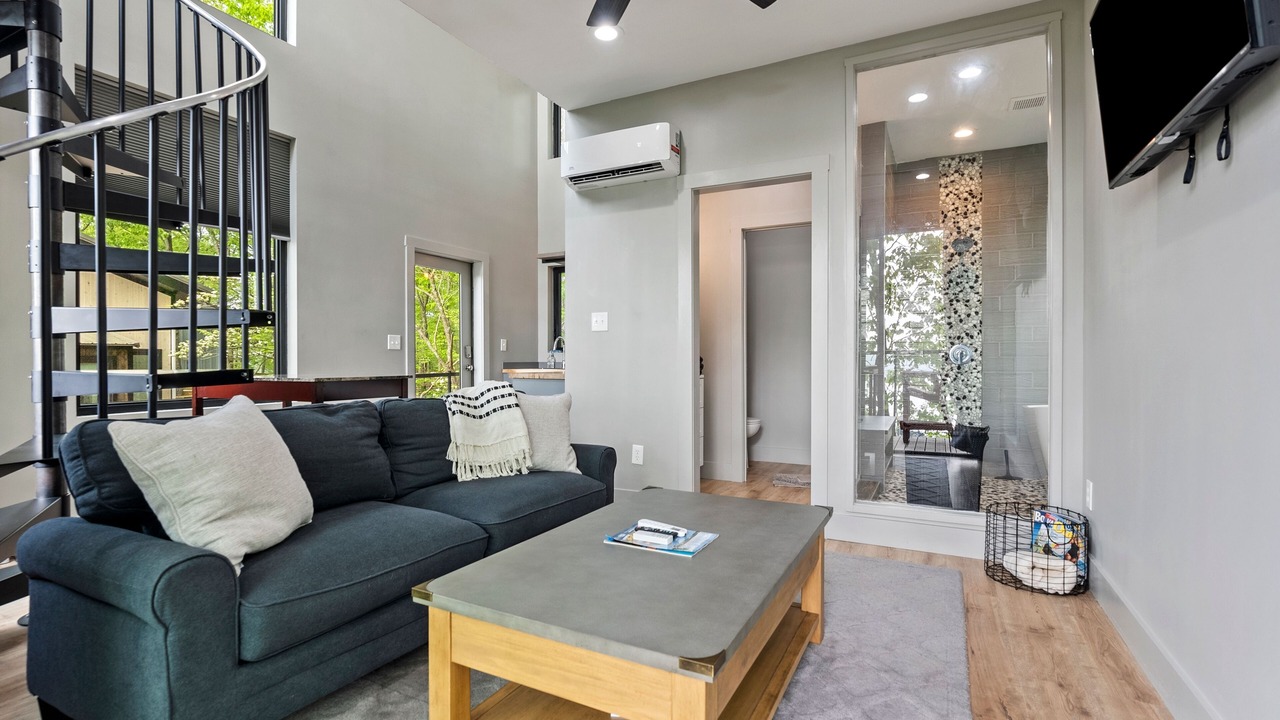 Photo of Livingroom in Rocky Mount