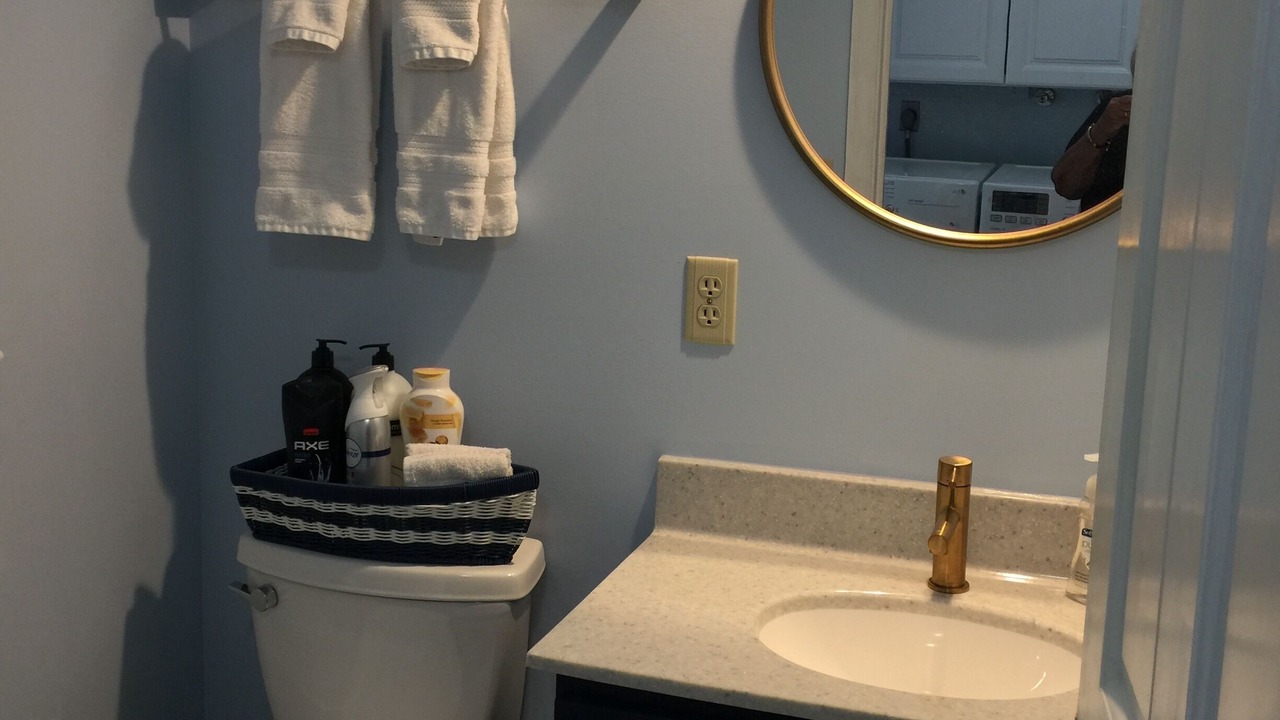 Photo of Bathroom in Saunders County
