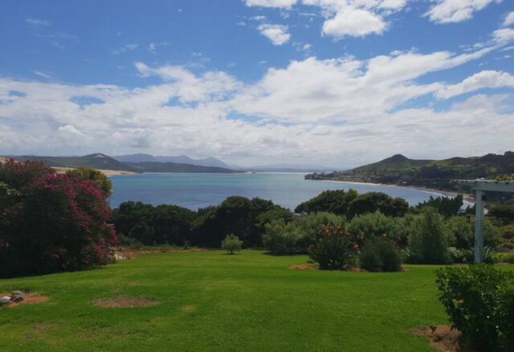 Photo of Others in Omapere