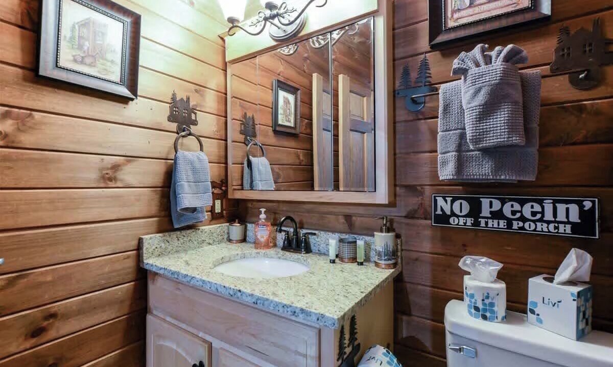 Photo of Bathroom in Big Cedars