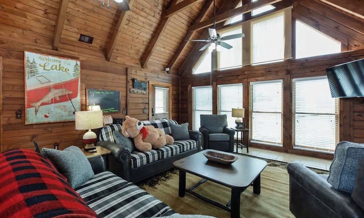 Photo of Livingroom in Big Cedars