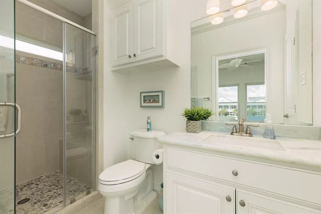 Photo of Bathroom in Pointe San Luis