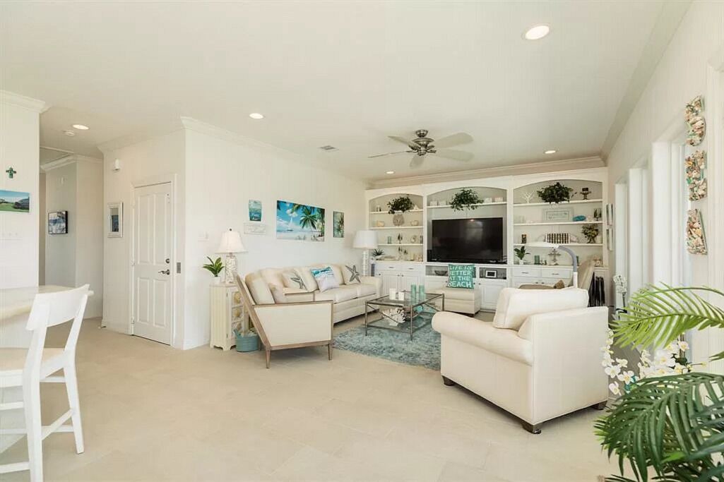 Photo of Livingroom in Pointe San Luis