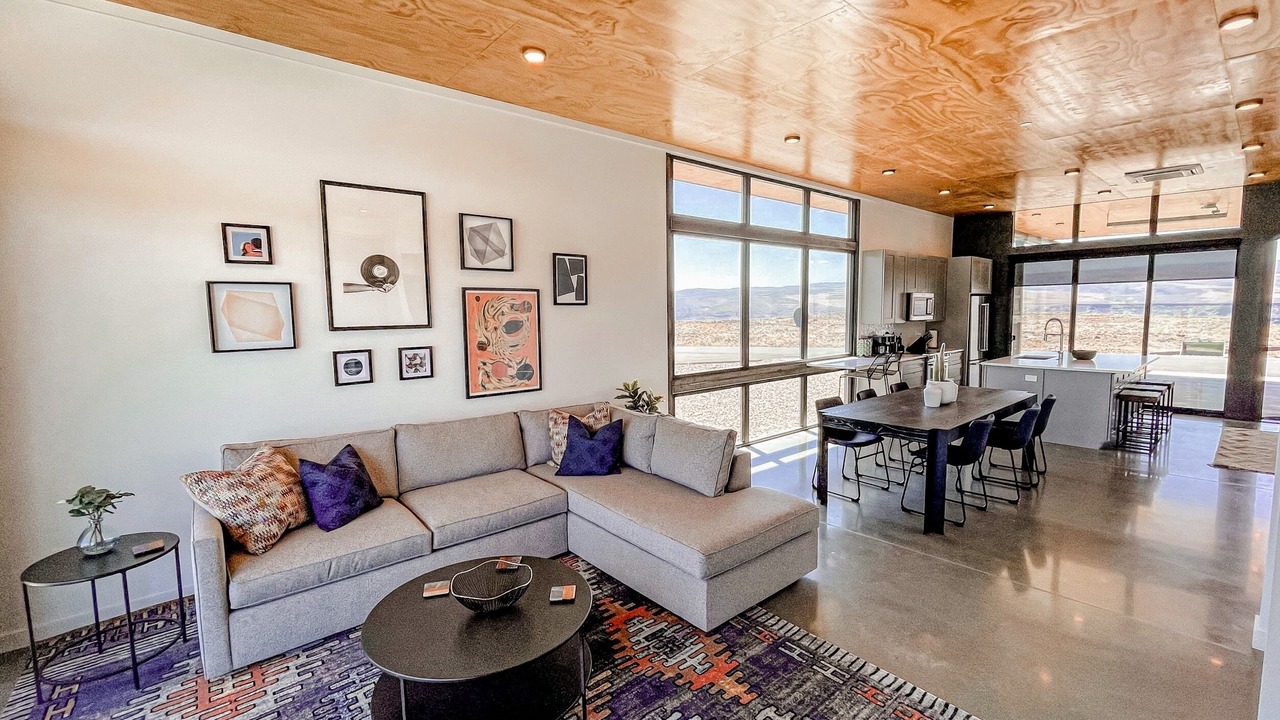 Photo of Livingroom in Quincy