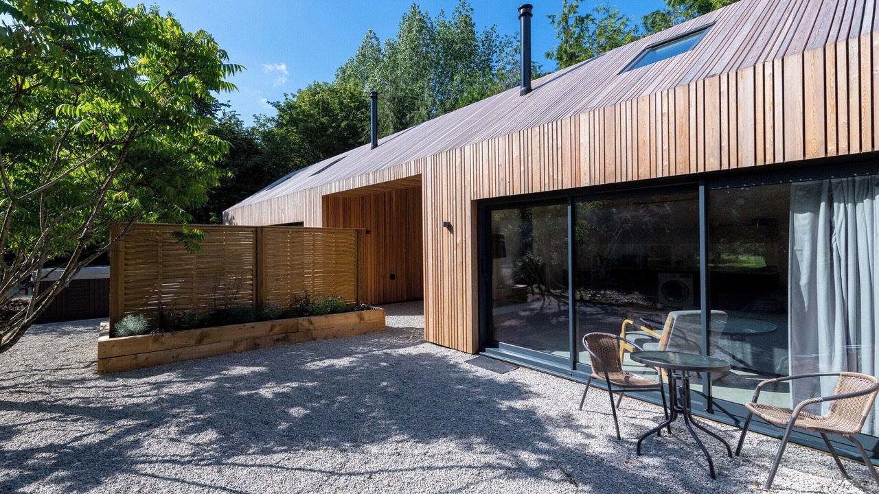 Photo of Outdoor in Etchinghill