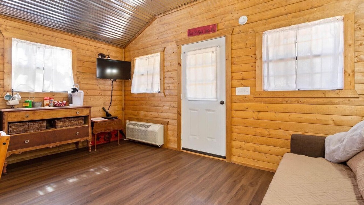 Photo of Livingroom in Fredericksburg