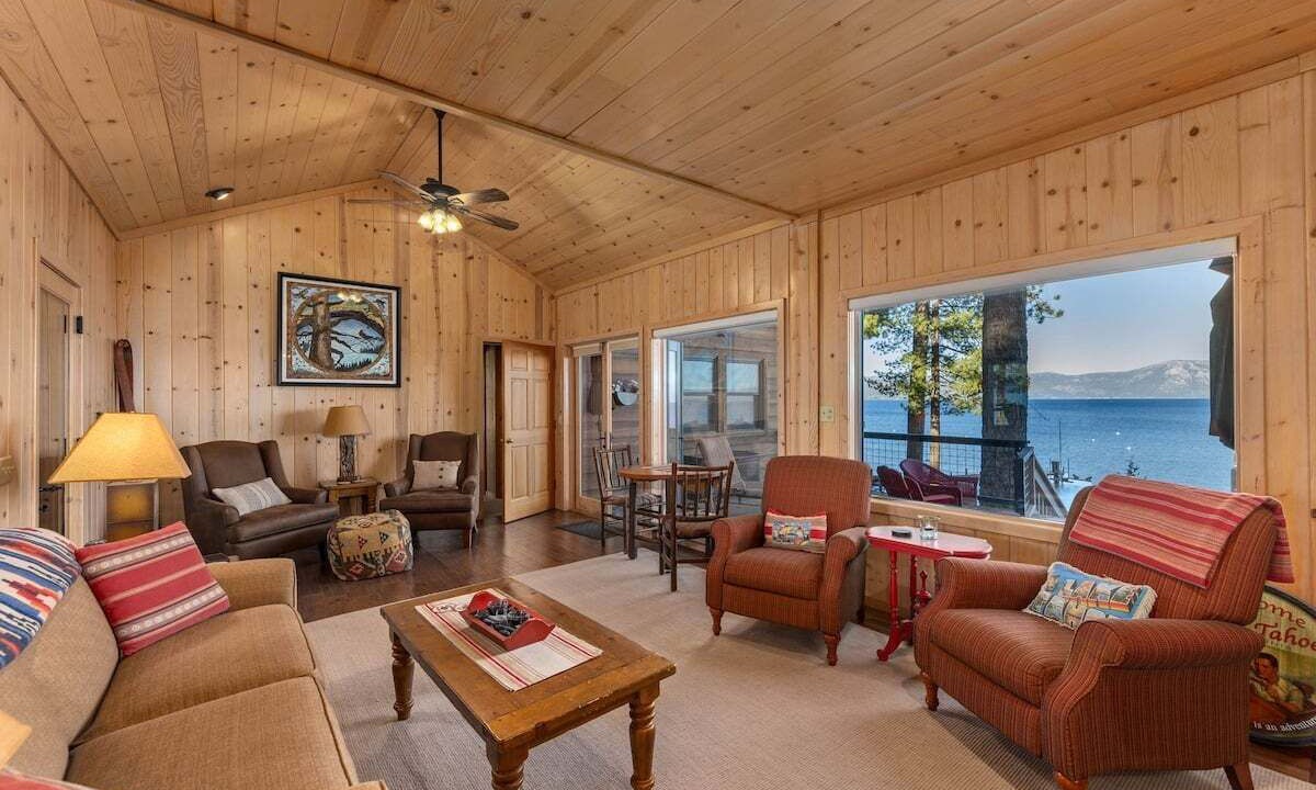 Photo of Livingroom in Cedar Flat