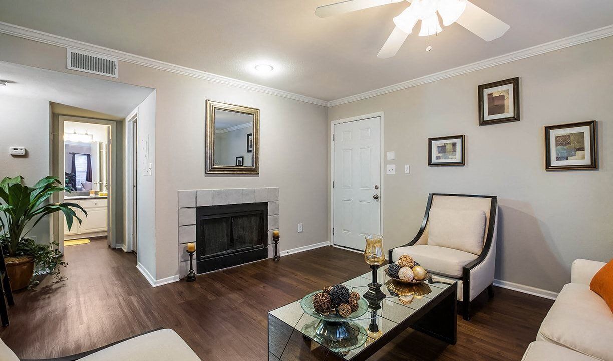 Photo of Livingroom in Briarcliff Heights