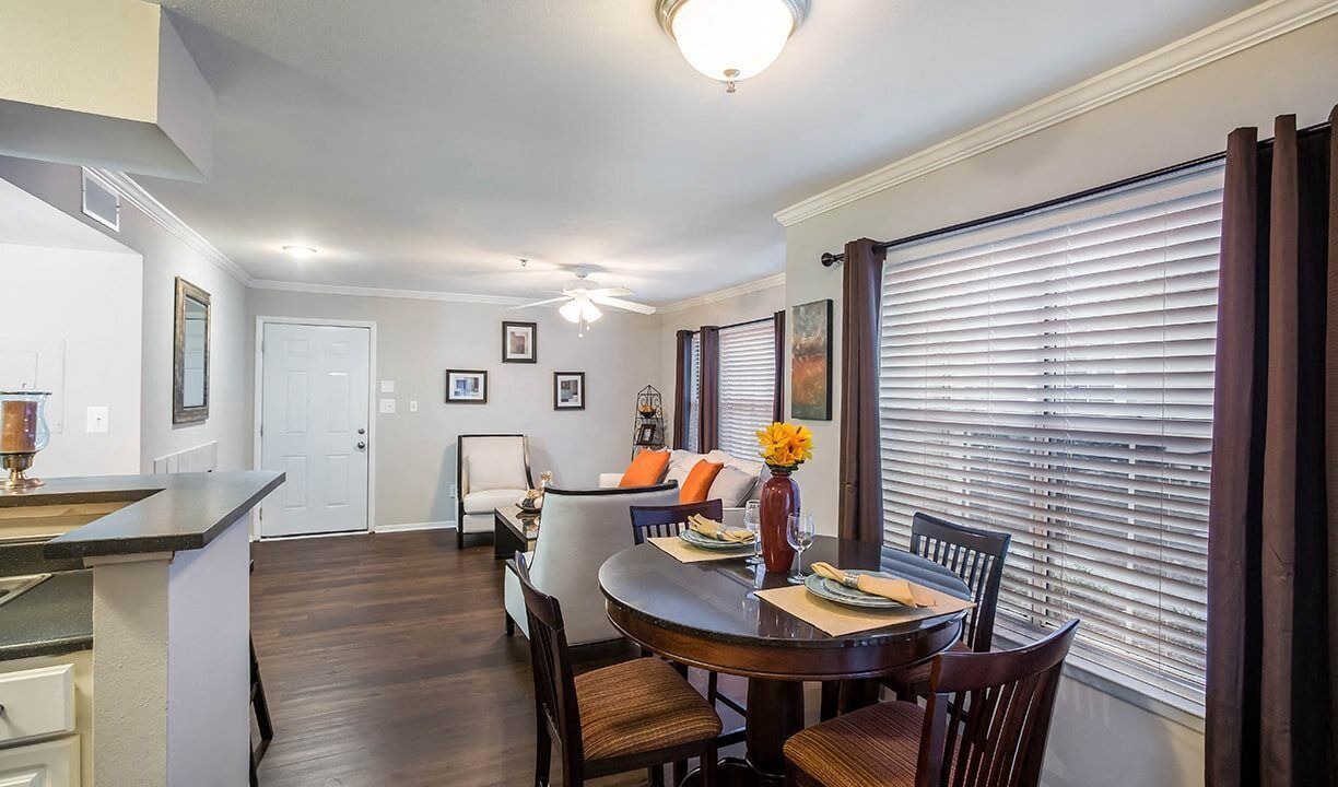 Photo of Livingroom in Briarcliff Heights