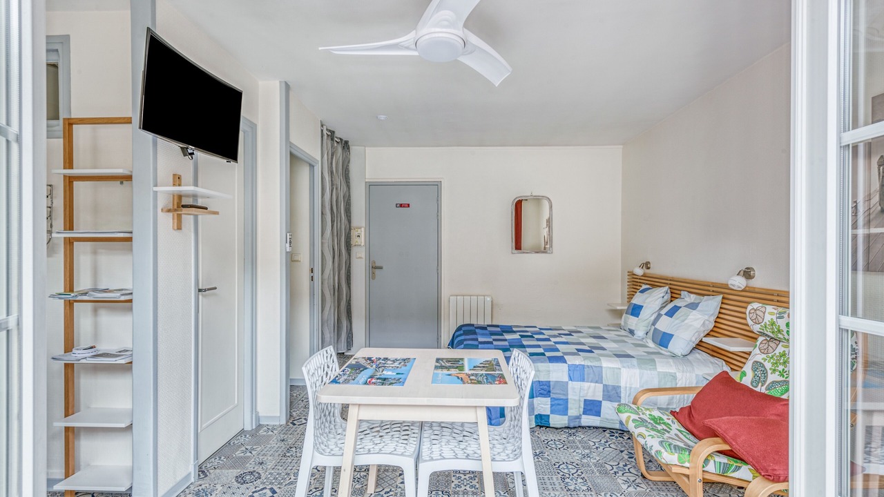 Photo of Bedroom in Le Treport