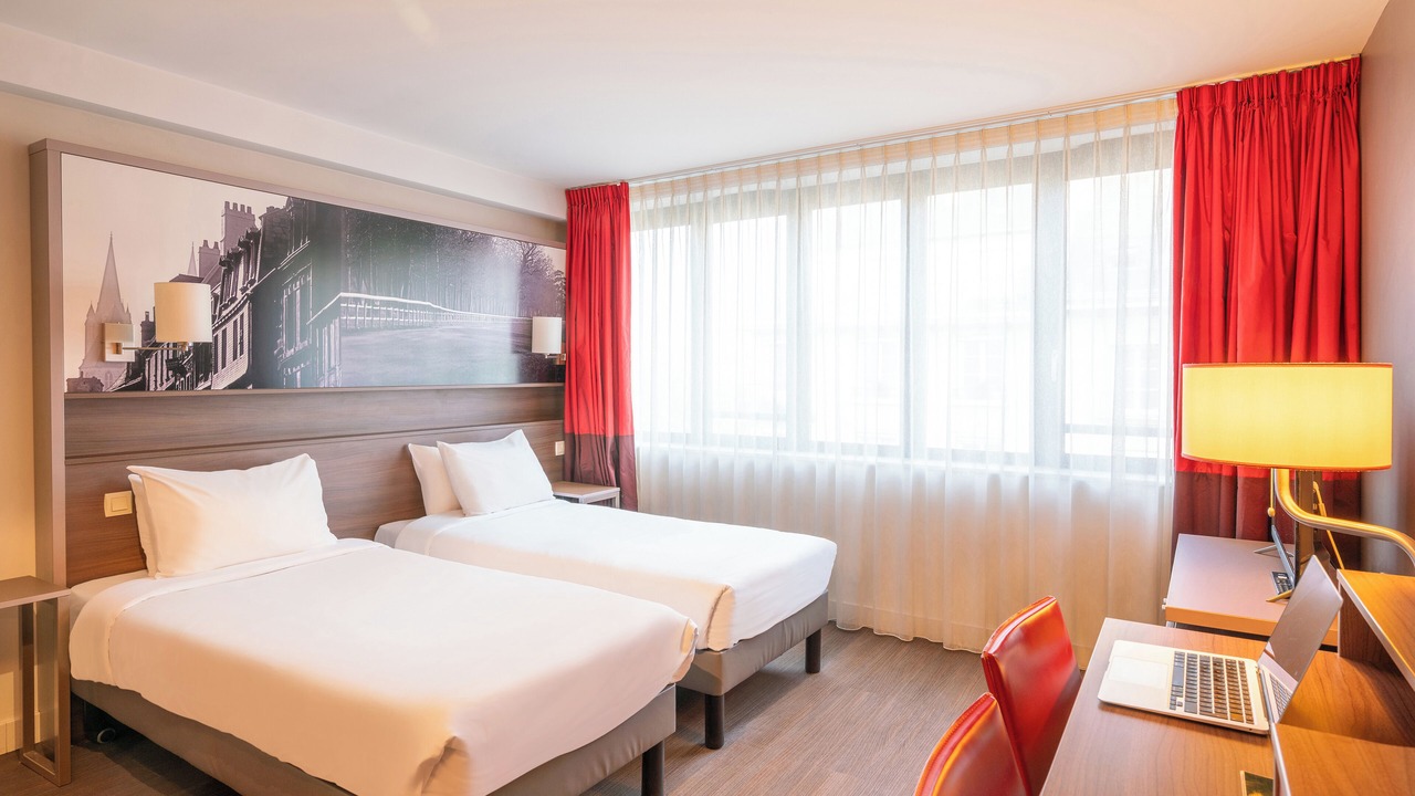 Photo of Bedroom in Caen City Centre