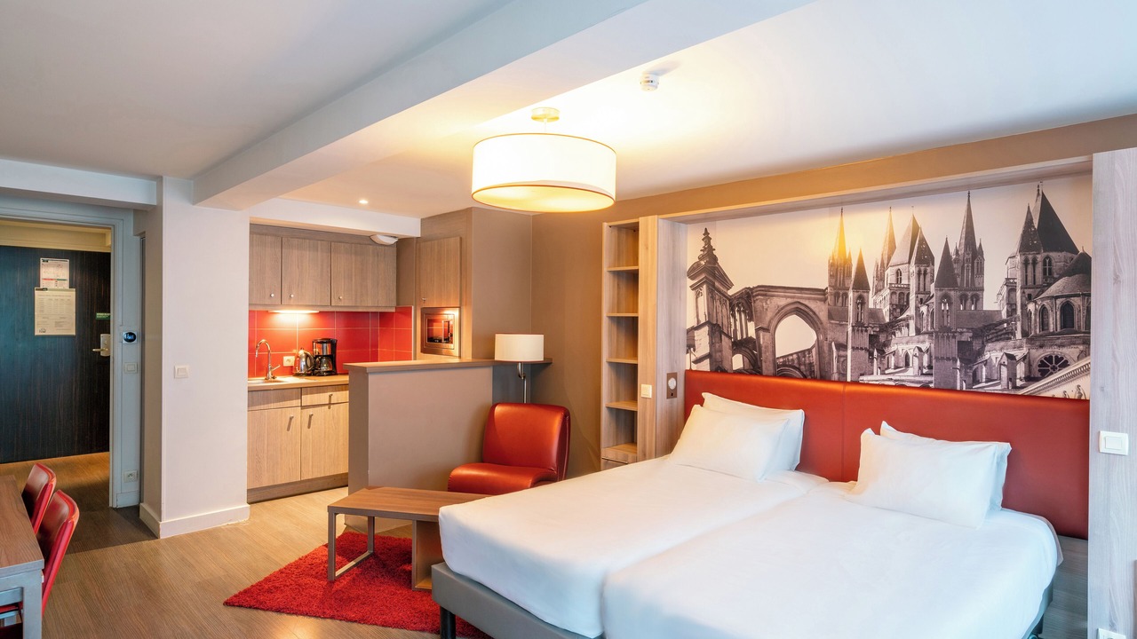 Photo of Bedroom in Caen City Centre