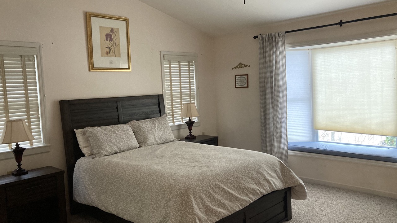 Photo of Bedroom in Blairsville
