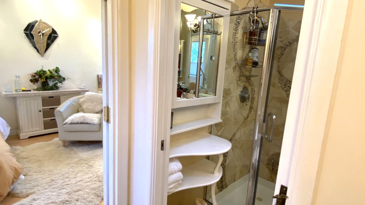 Photo of Bathroom in Merriewood