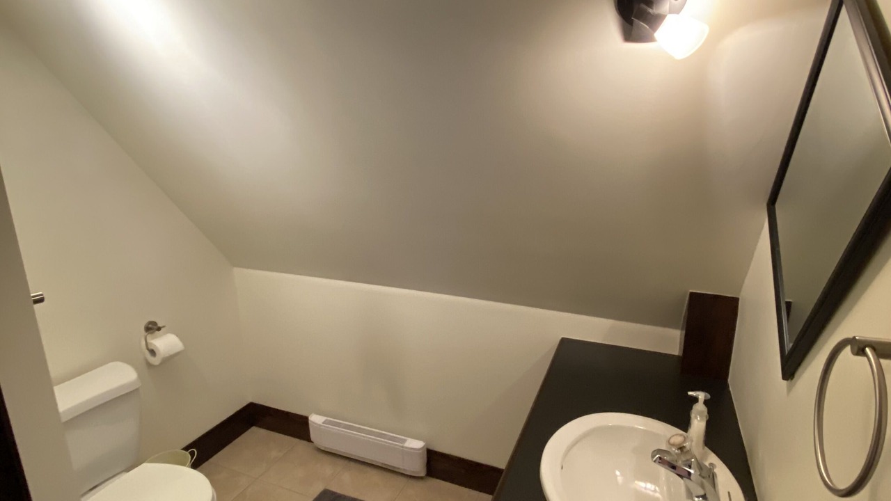 Photo of Bathroom in Utterson