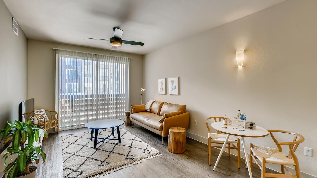 Photo of Livingroom in North Burnet
