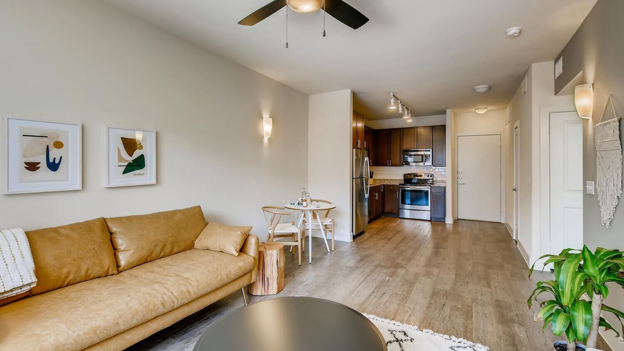 Photo of Livingroom in North Burnet