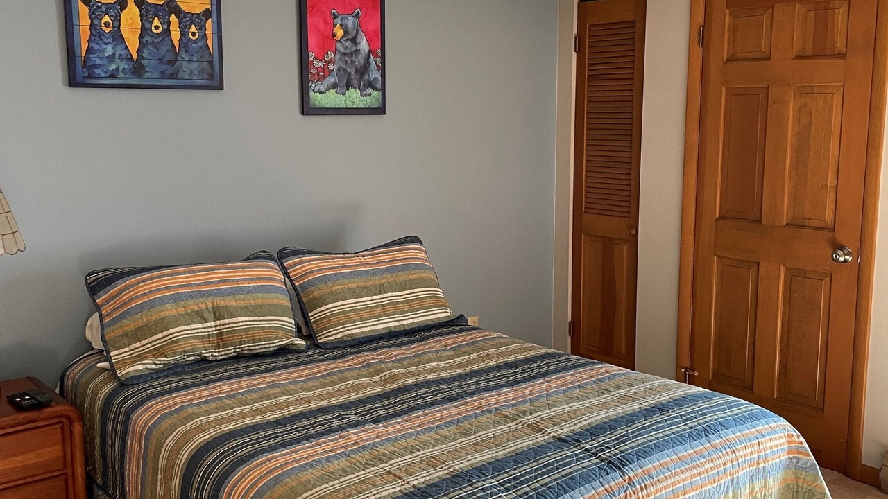 Photo of Bedroom in McHenry