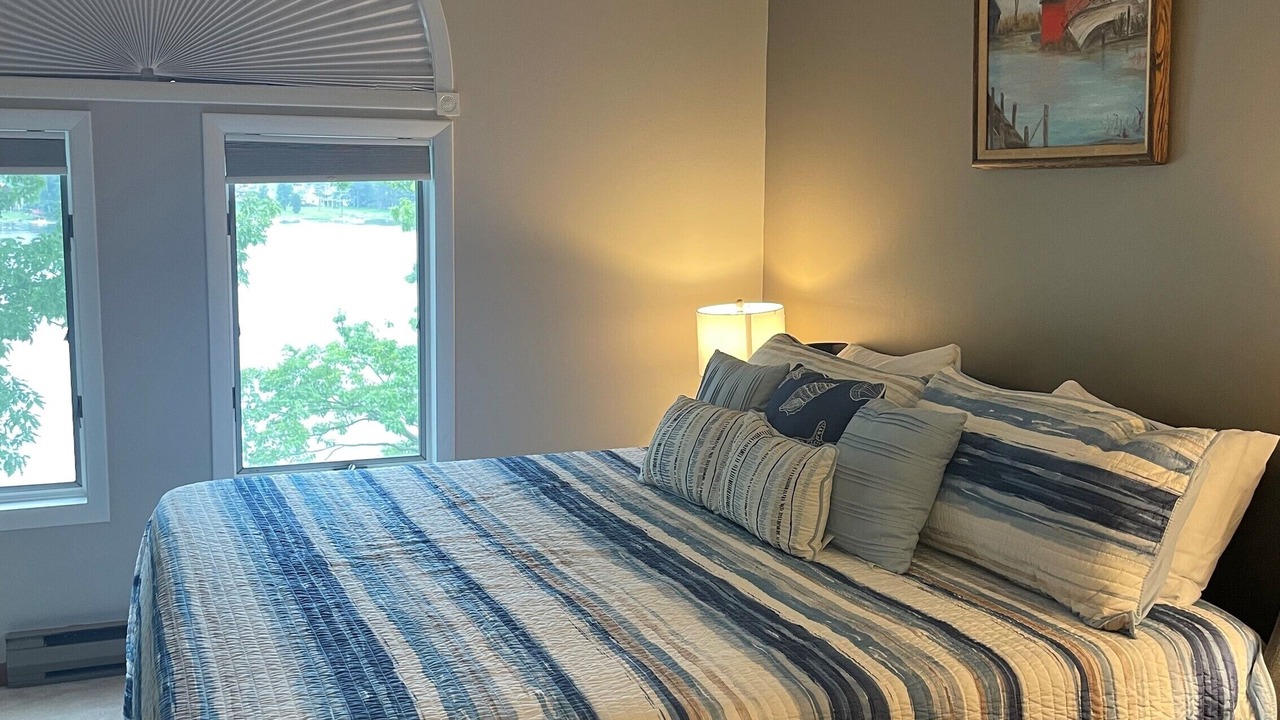 Photo of Bedroom in McHenry