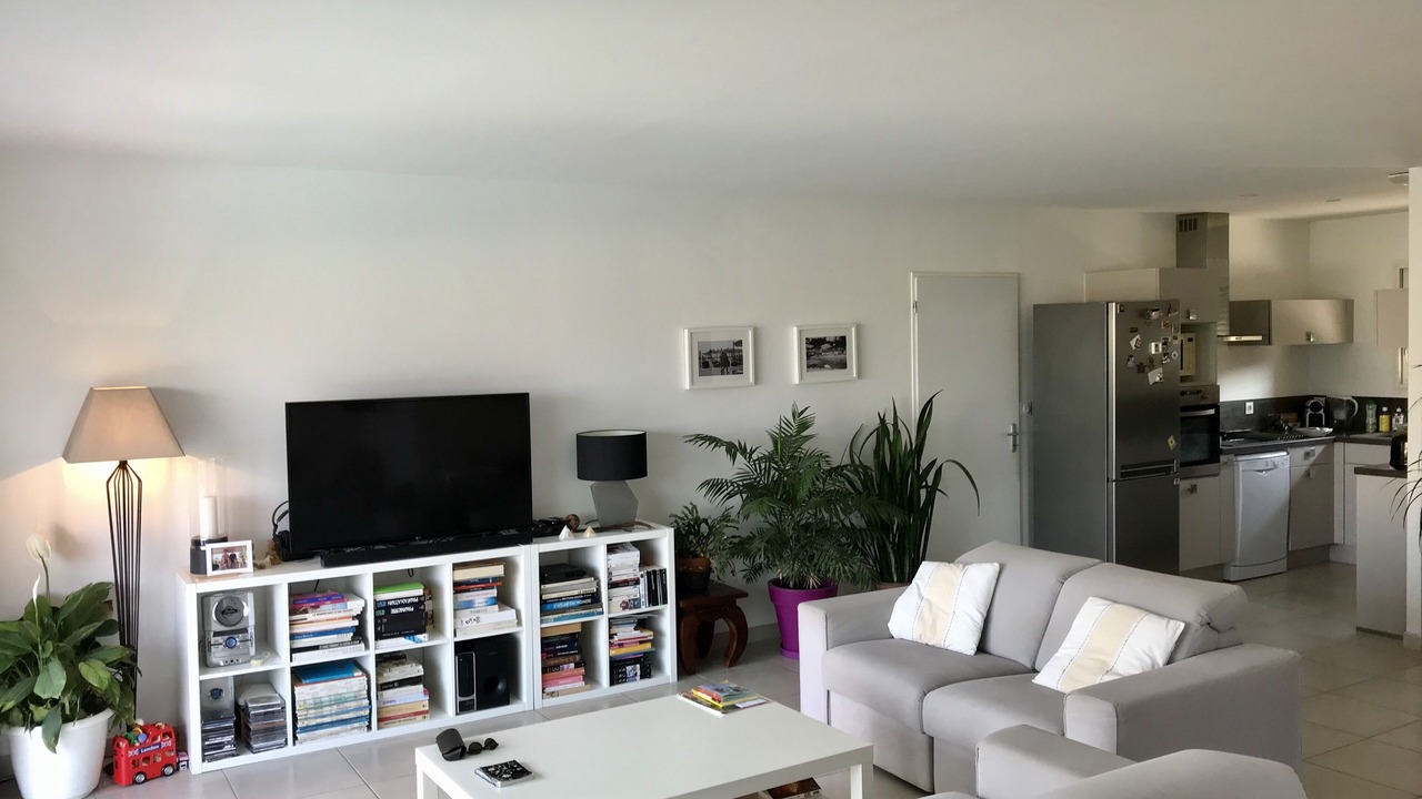 Photo of Livingroom in Cournonsec