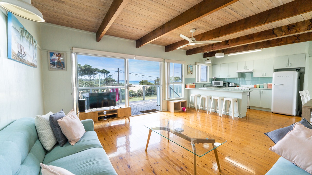 Photo of Livingroom in Dolphin Point