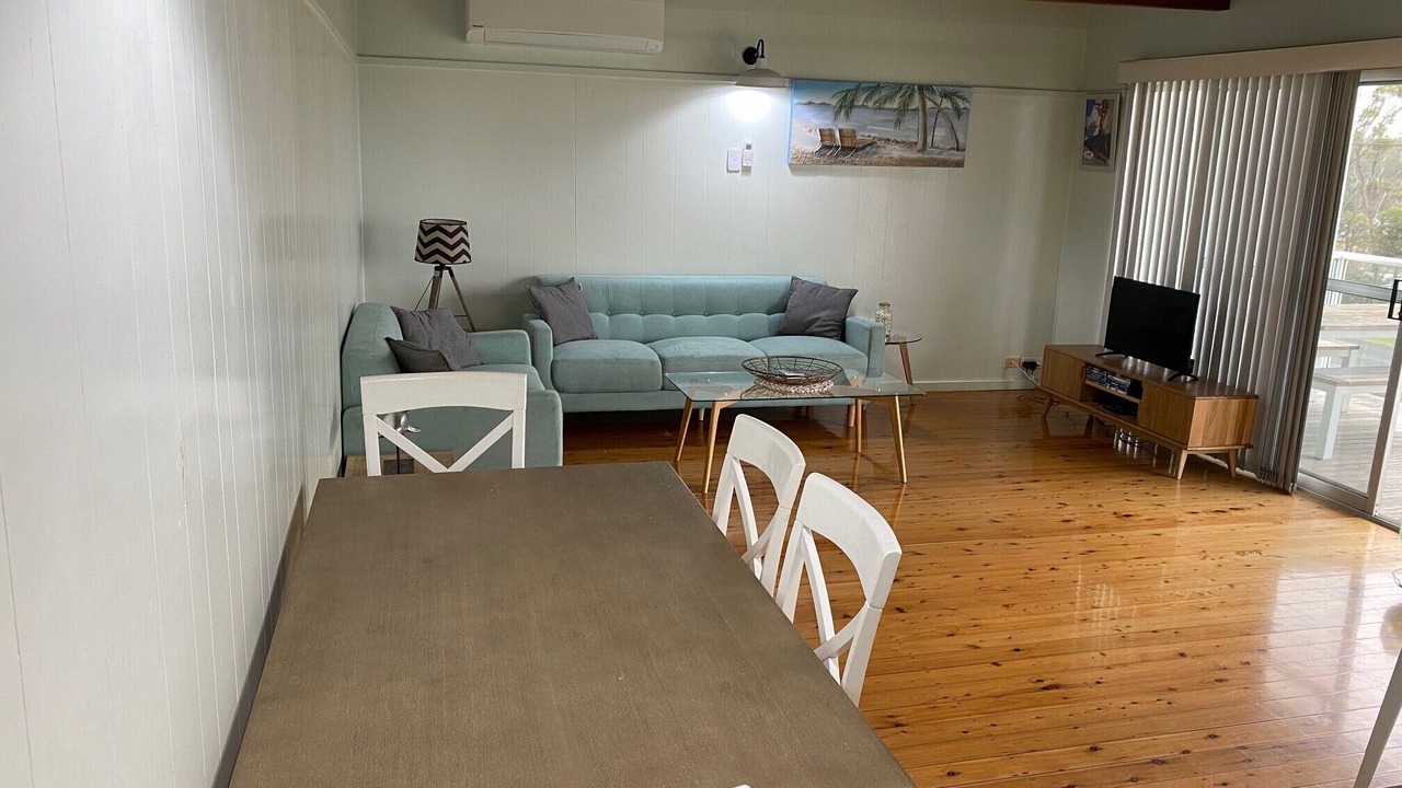 Photo of Livingroom in Dolphin Point