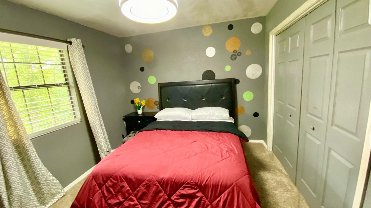 Photo of Bedroom in Cookson
