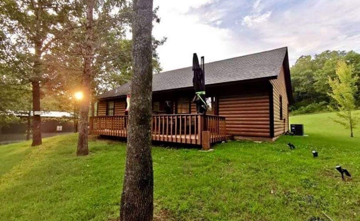 Photo of Outdoor in Cookson