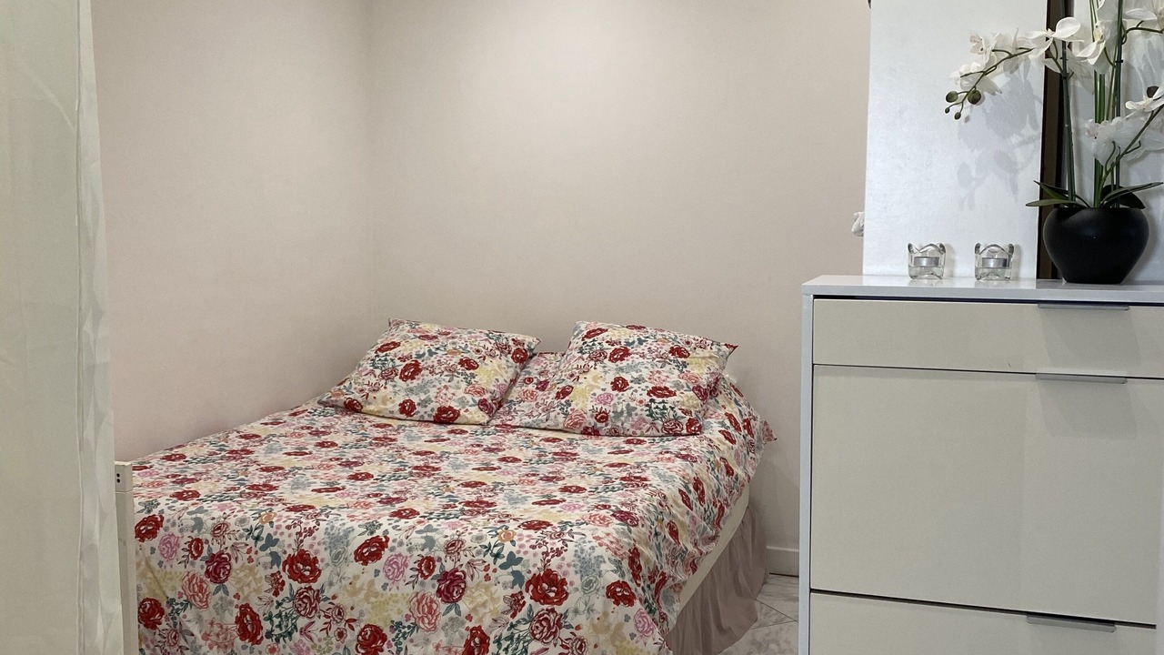 Photo of Bedroom in Lambesc