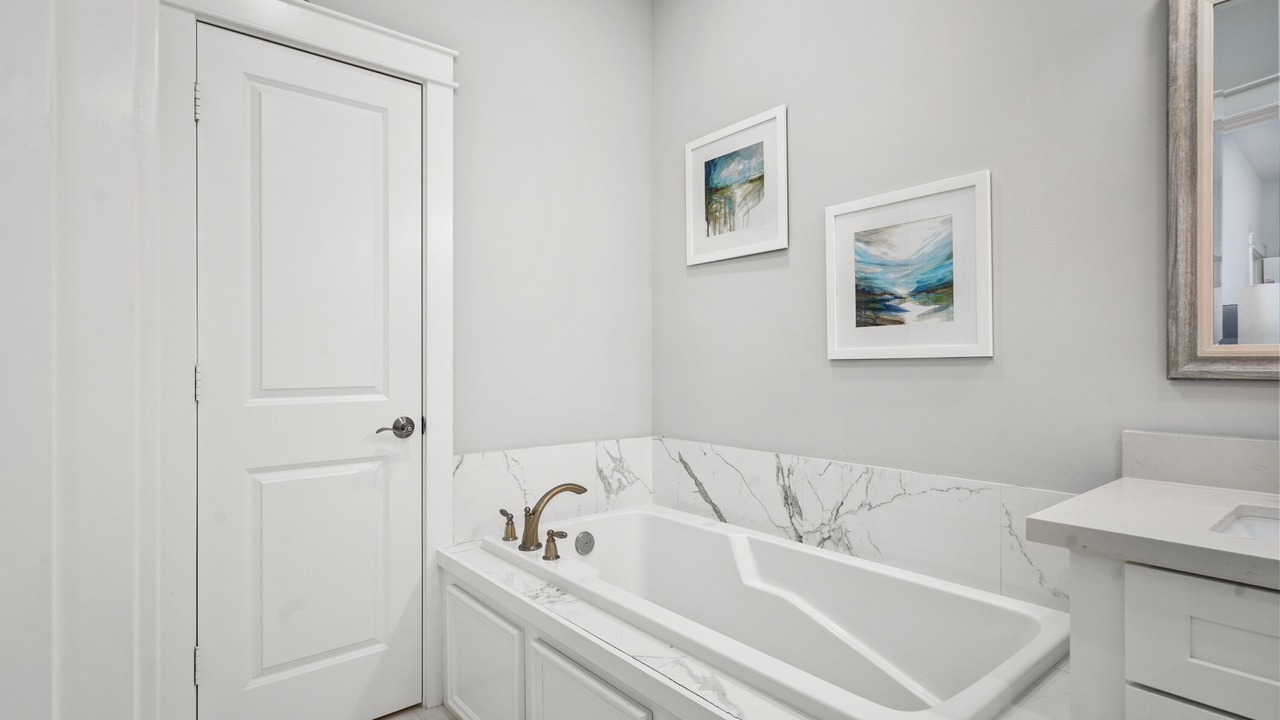 Photo of Bathroom in Shady Acres