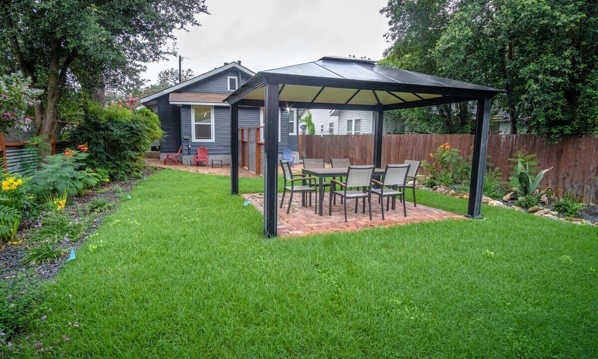 Photo of Outdoor in Mahncke Park