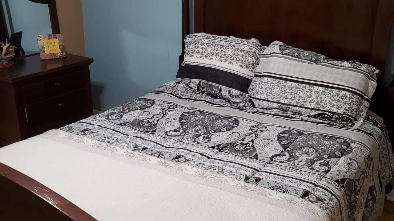 Photo of Bedroom in Opelika