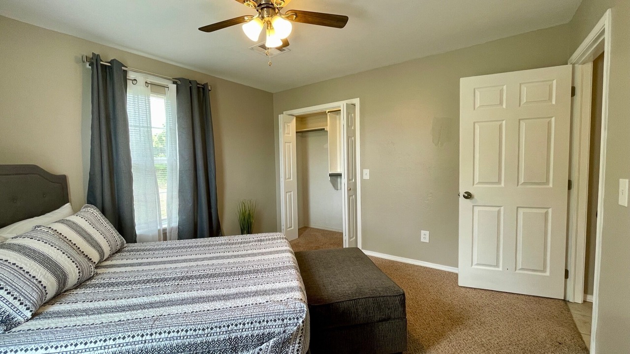 Photo of Bedroom in Ada