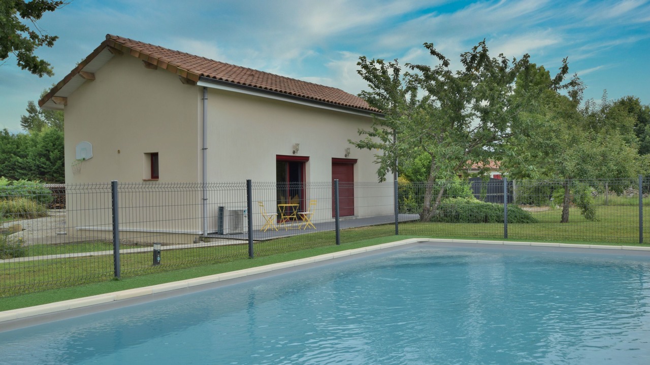 Photo of Outdoor in Montbartier