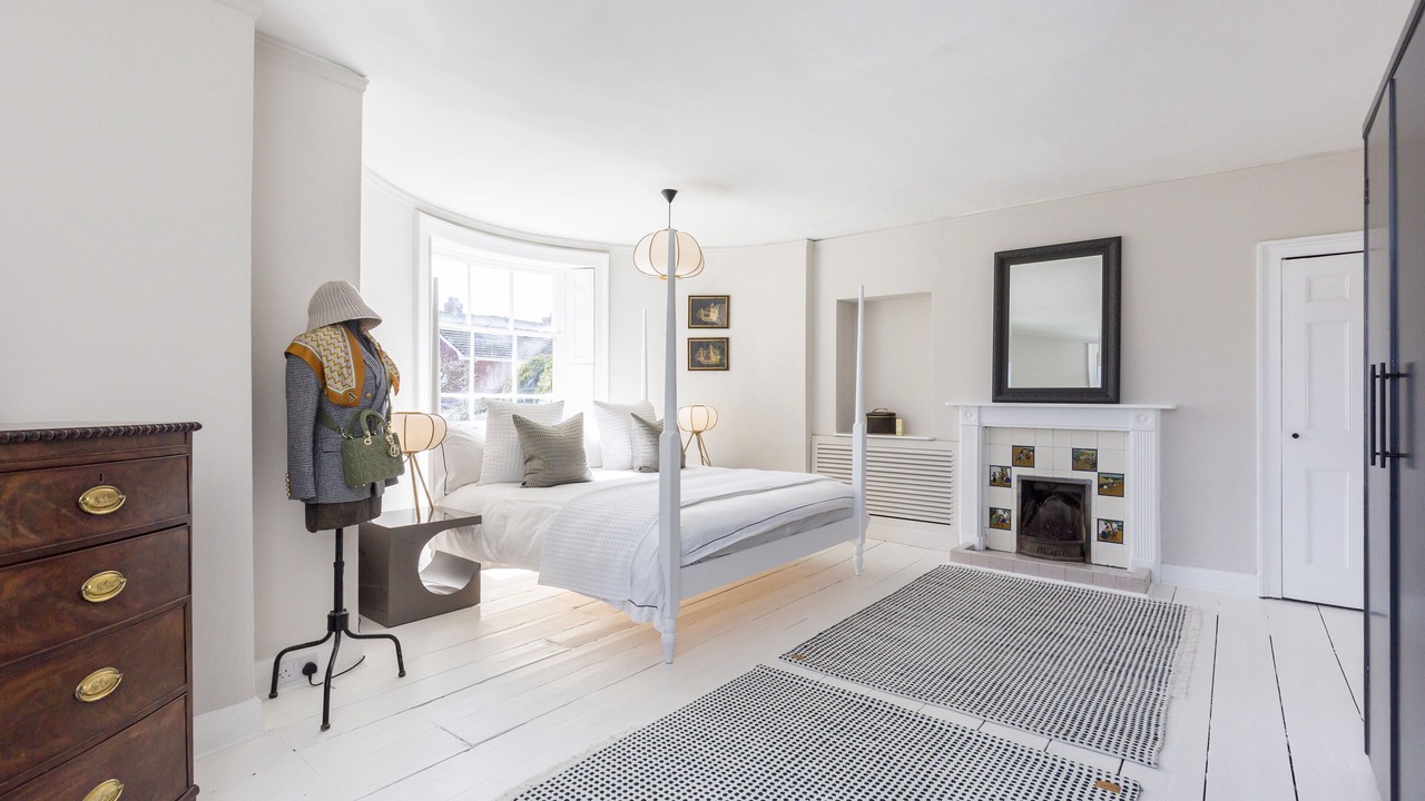 Photo of Bedroom in Emsworth