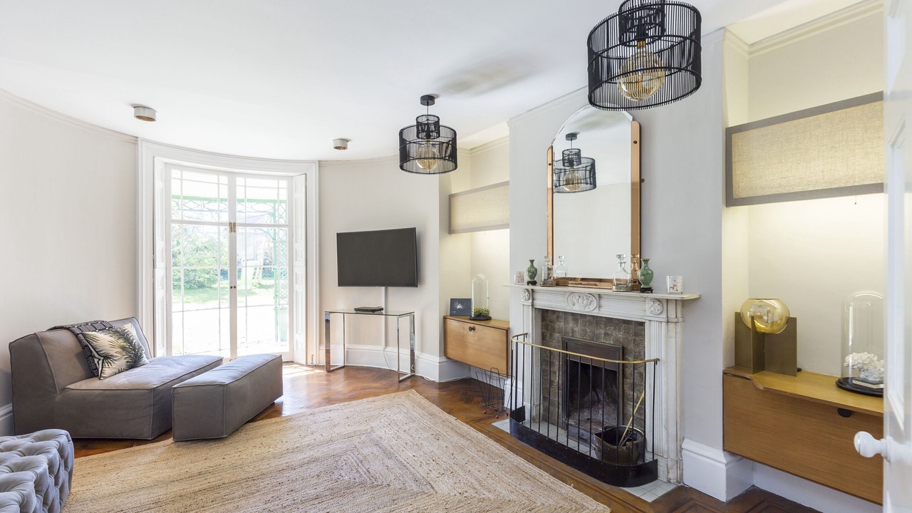 Photo of Livingroom in Emsworth