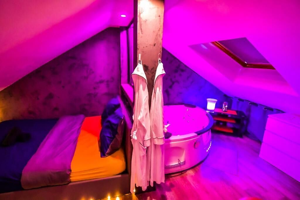 Photo of Bedroom in Brie-Comte-Robert