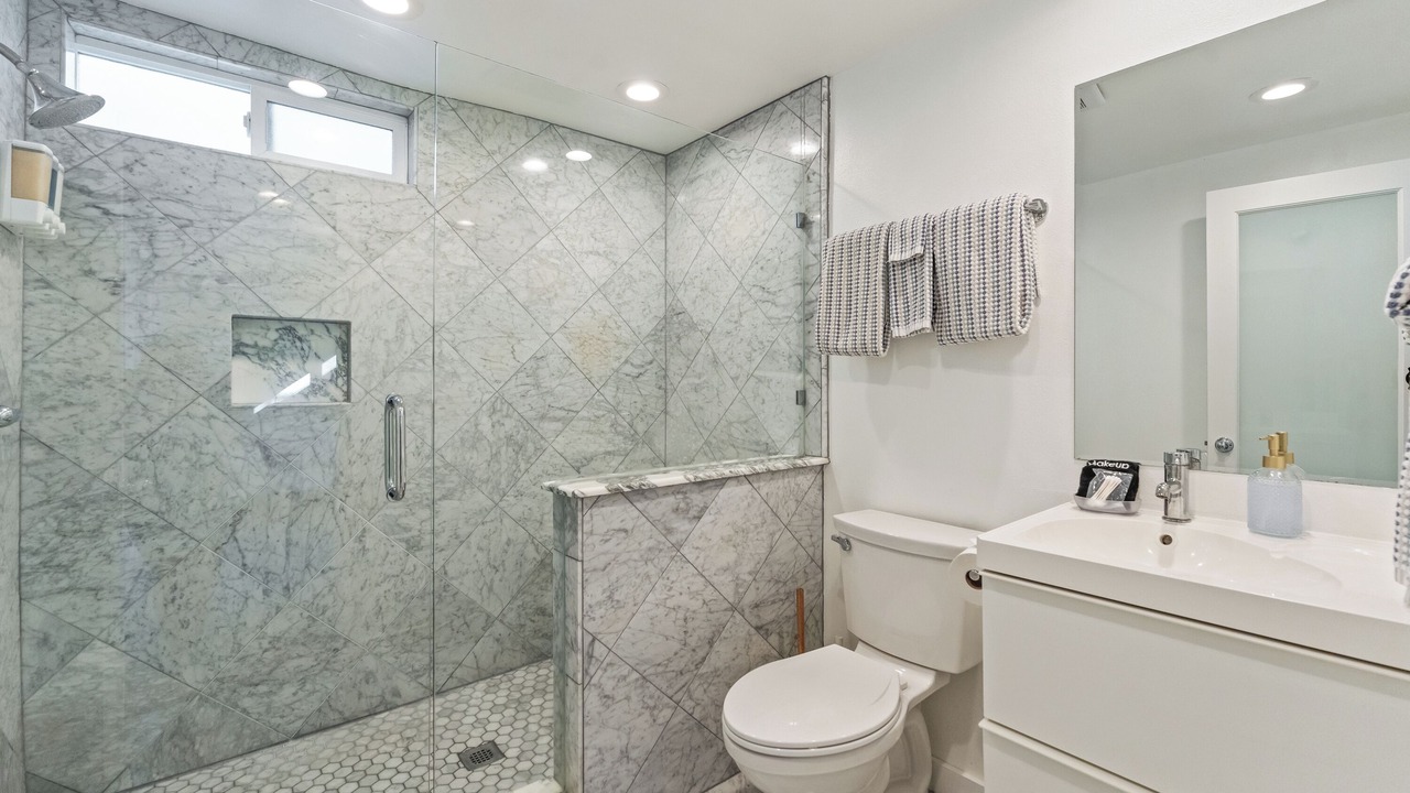 Photo of Bathroom in Silver Strand